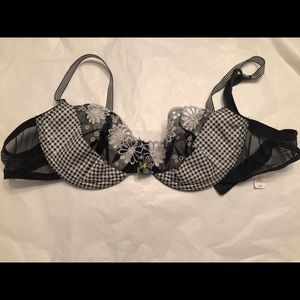 Victoria Secret Very Sexy Balconette Bra 36C S